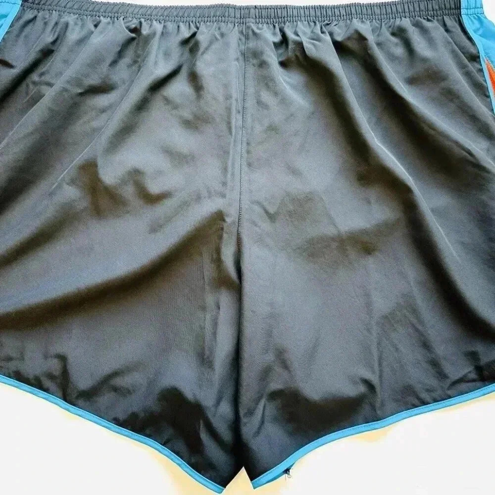 NWT NIKE Women Mid Rise Drawstring Built-in-Underwear Black Shorts Plus Size 1X